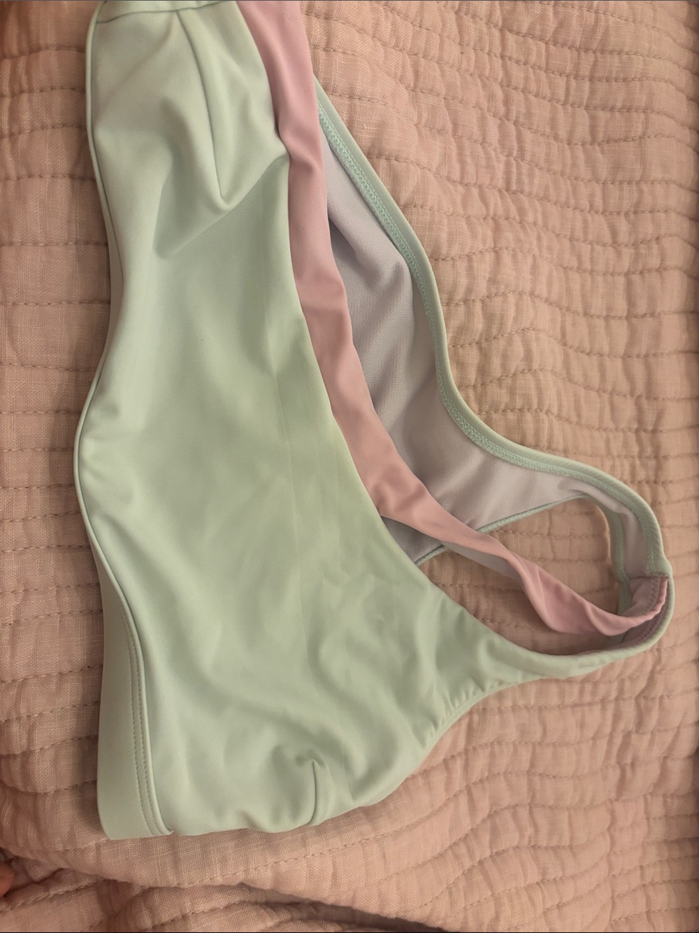 Cupshe Mint and Light Pink Seamless Bikini Top
